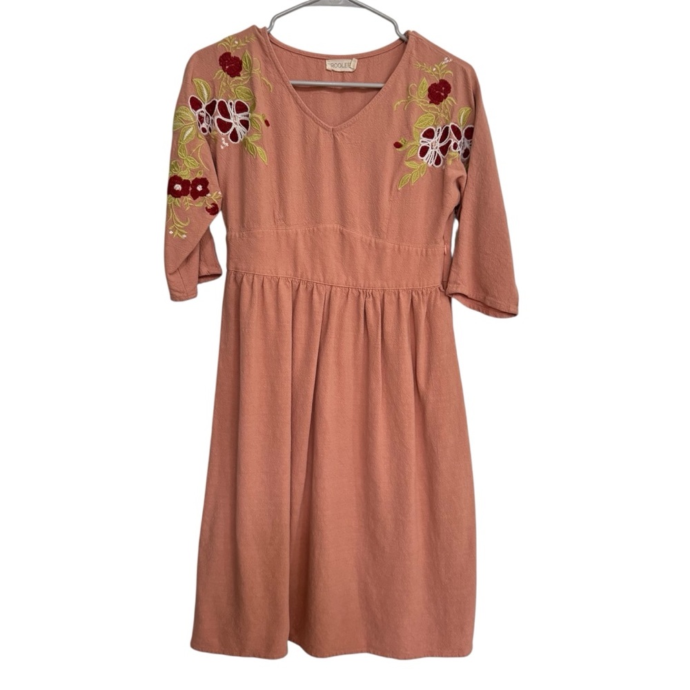 Roolee Embroidered V Neck Dress Size Small Linen Cotton Dusty Pink 3/4 Sleeve